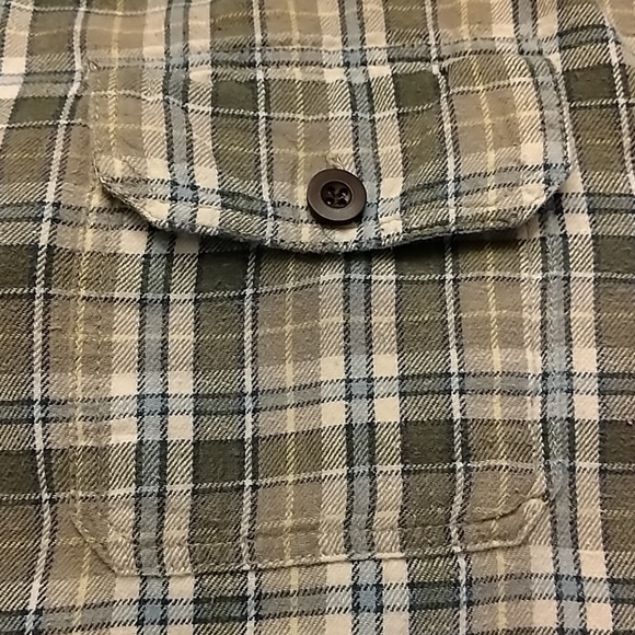 Red Snap hooded flannel button-up shirt - Picture 6 of 6